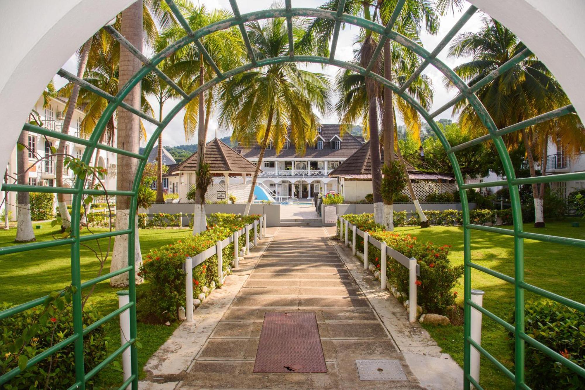 Czar'S Oasis Apt B27 @ Ocho Rios Ngoại thất bức ảnh
